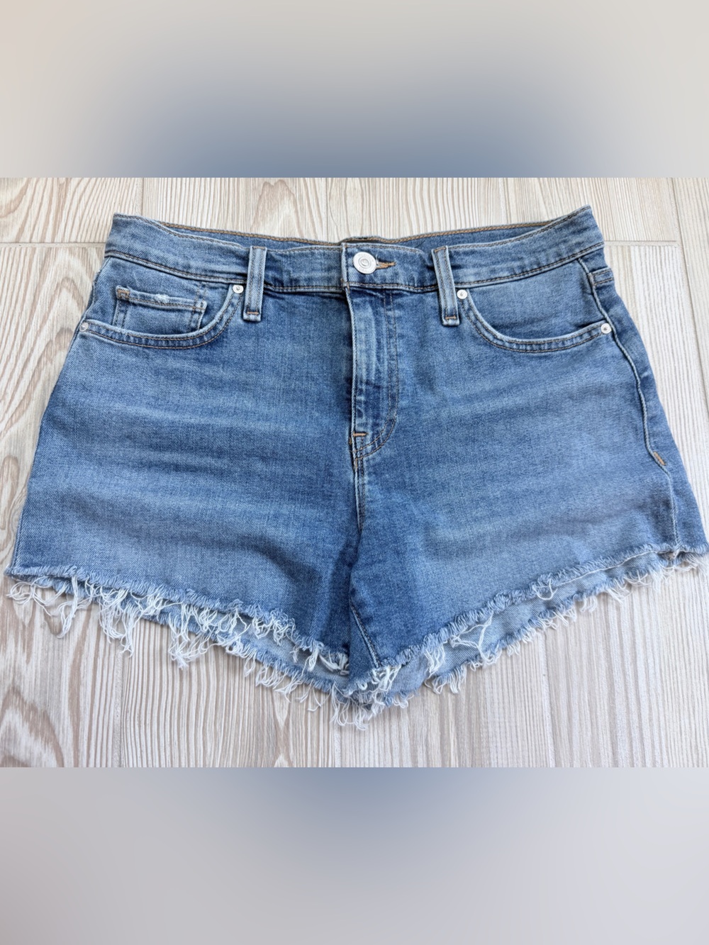Hudson Gemma Denim Shorts 27 Raw Hem Cutoff Medium Wash Stretch Jean Shorts